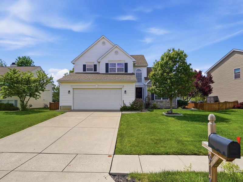 918 Lockmead Court , Pataskala, OH 43062 Photo 2