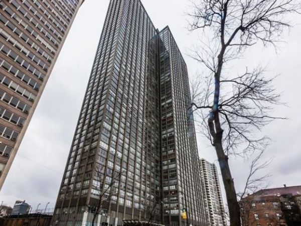 655 W IRVING PARK Road, Unit 1903, Chicago, IL 60613