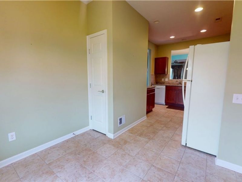 37911 Ashfield Way, North Ridgeville, OH 44039 Photo 5