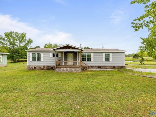 519 Apple Grove Road, Laceys Spring, AL 35754
