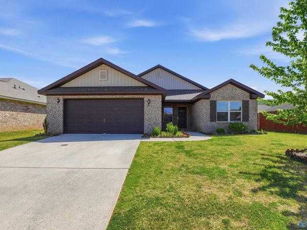 103 Edgestone Drive, Harvest, AL 35749