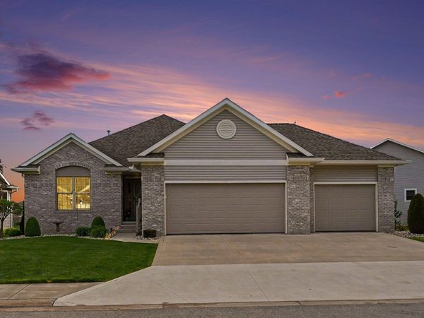 242 River Park Drive, Middlebury, IN 46540