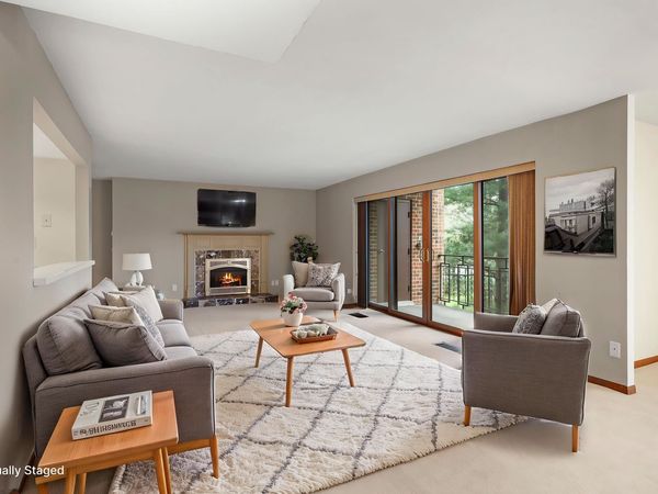 325 S Yellowstone Drive, Unit 223, Madison, WI 53705