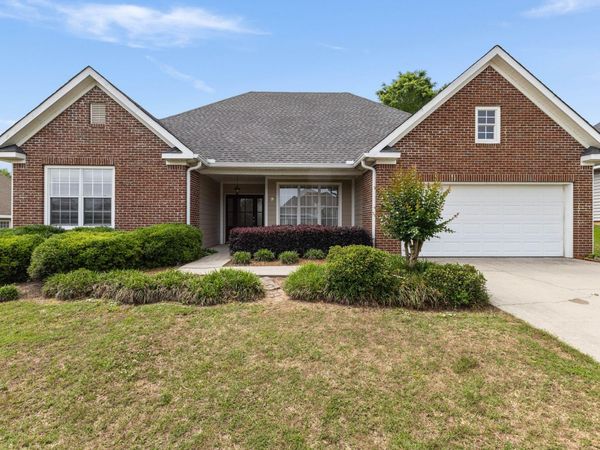 9 Hartford Ct., Hattiesburg, MS 39402