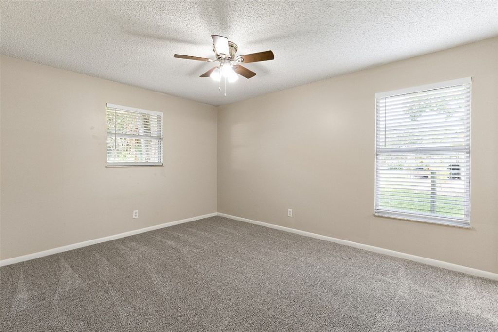 16 45th Avenue, Vero Beach, FL 32968 Photo