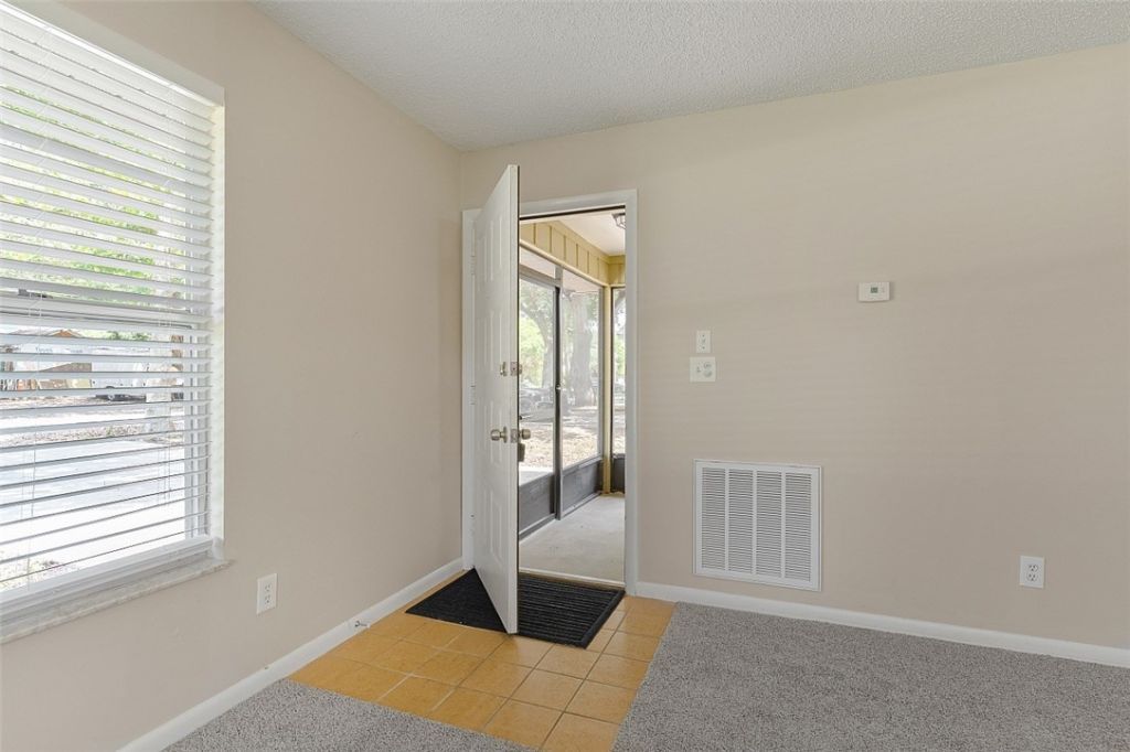 16 45th Avenue, Vero Beach, FL 32968 Photo