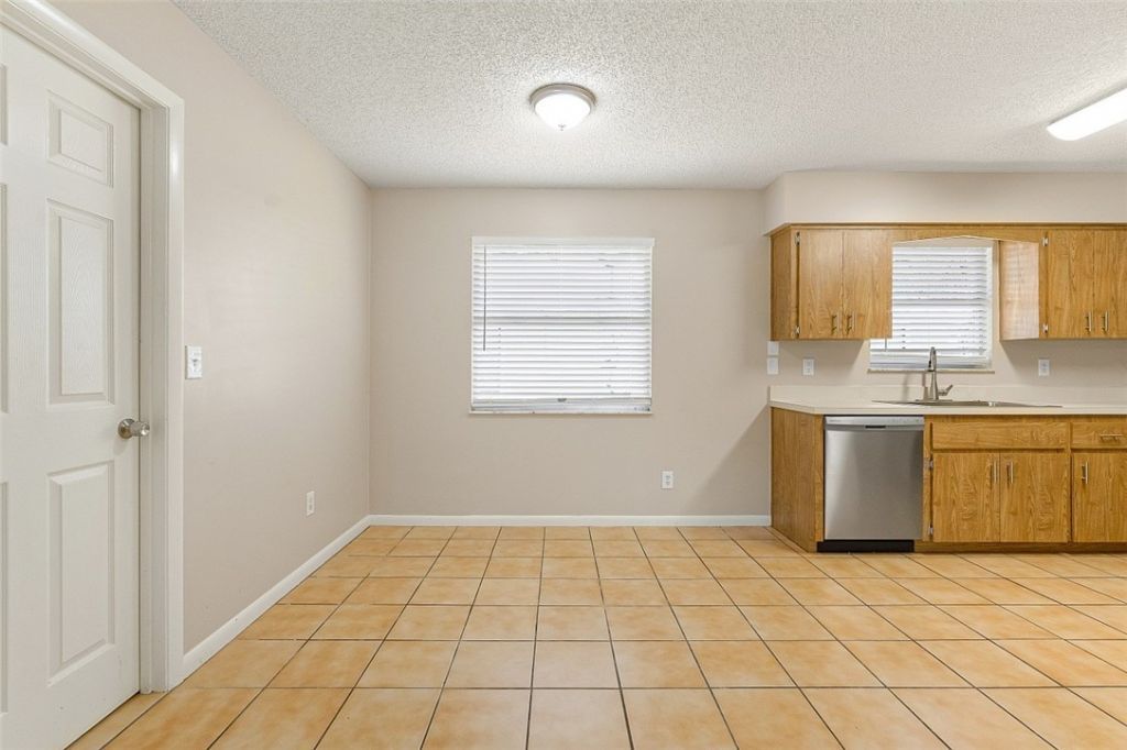 16 45th Avenue, Vero Beach, FL 32968 Photo