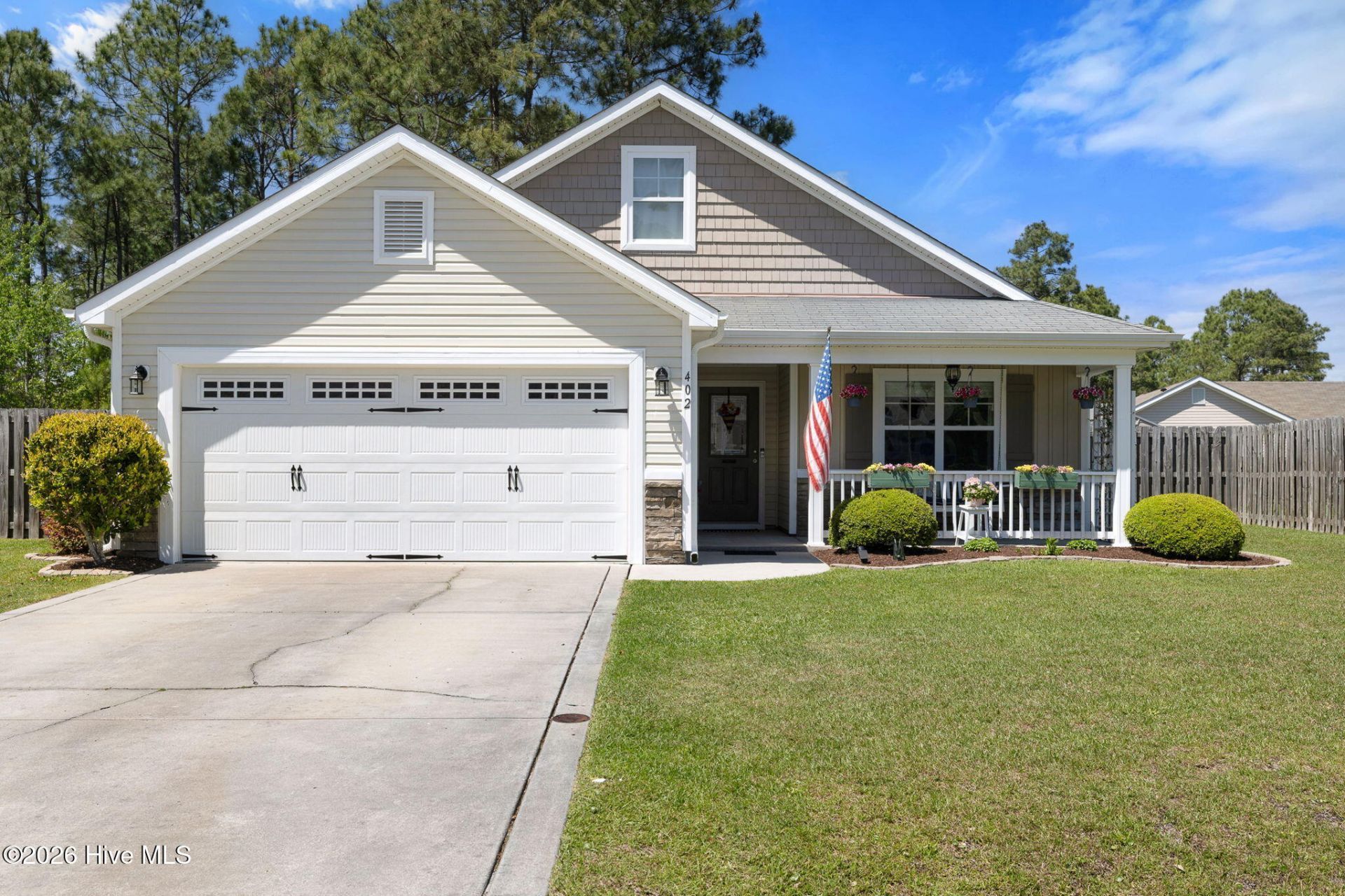 402 Blue Pennant Court, Sneads Ferry, NC 28460 Main Photo