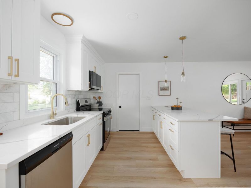 1934 Milden Road, Columbus, OH 43221 Photo 12