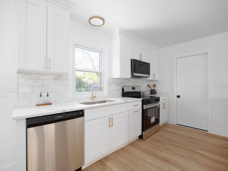 1934 Milden Road, Columbus, OH 43221 Photo 13