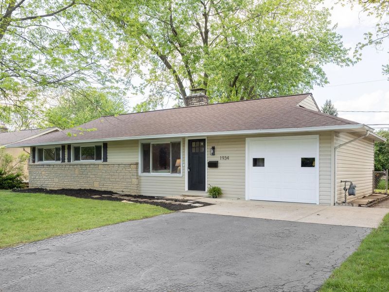 1934 Milden Road, Columbus, OH 43221 Photo 2