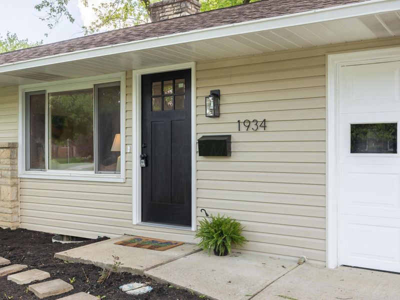 1934 Milden Road, Columbus, OH 43221 Photo 3