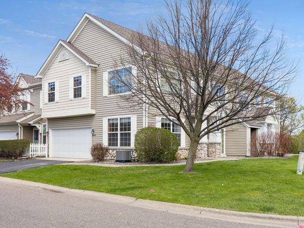 18900 96th Place N, Unit 5, Maple Grove, MN 55311