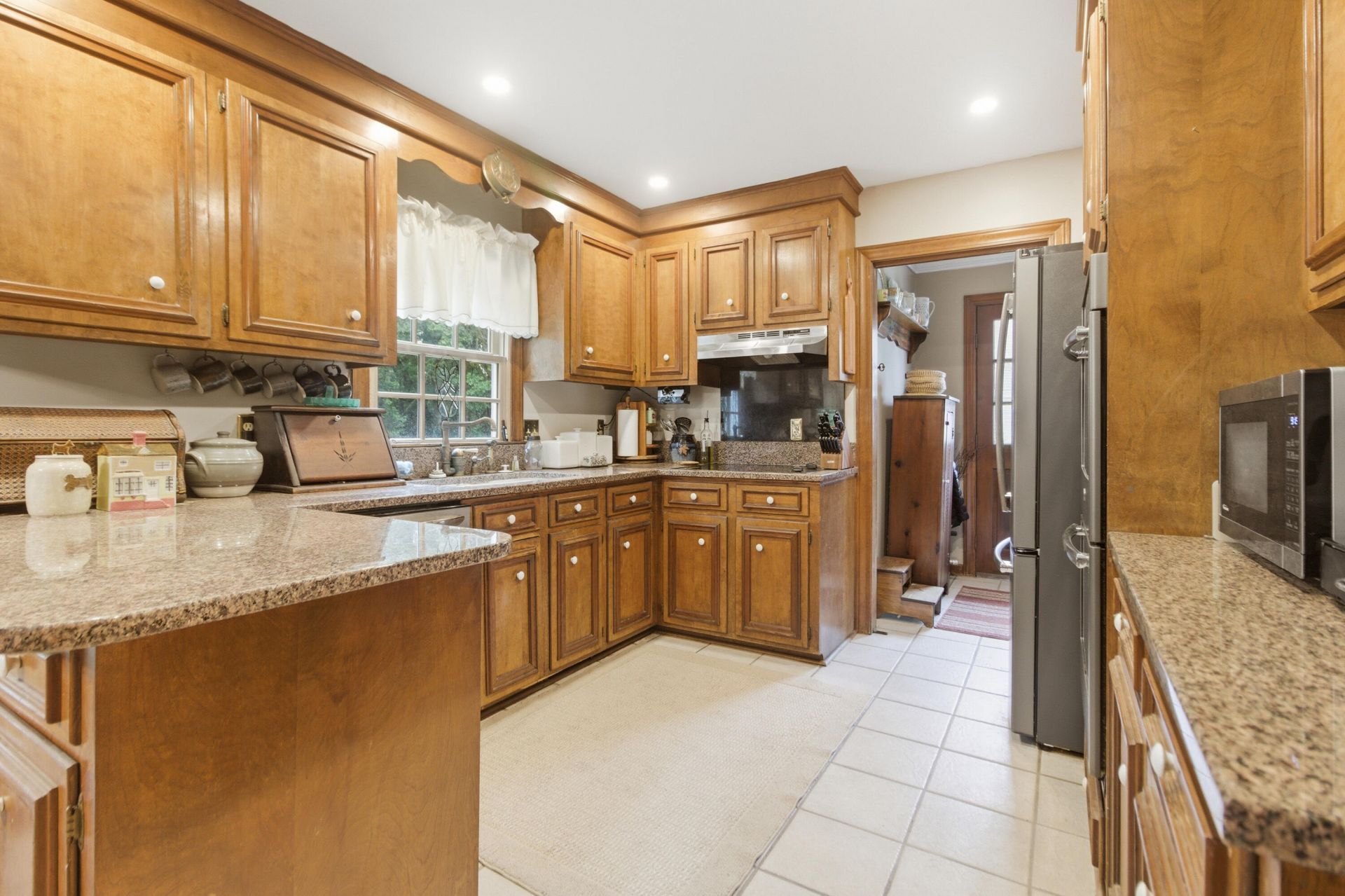 1011 Harbortowne Road Photo 11