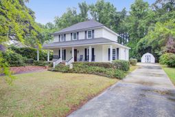 1011 Harbortowne Road photo 4