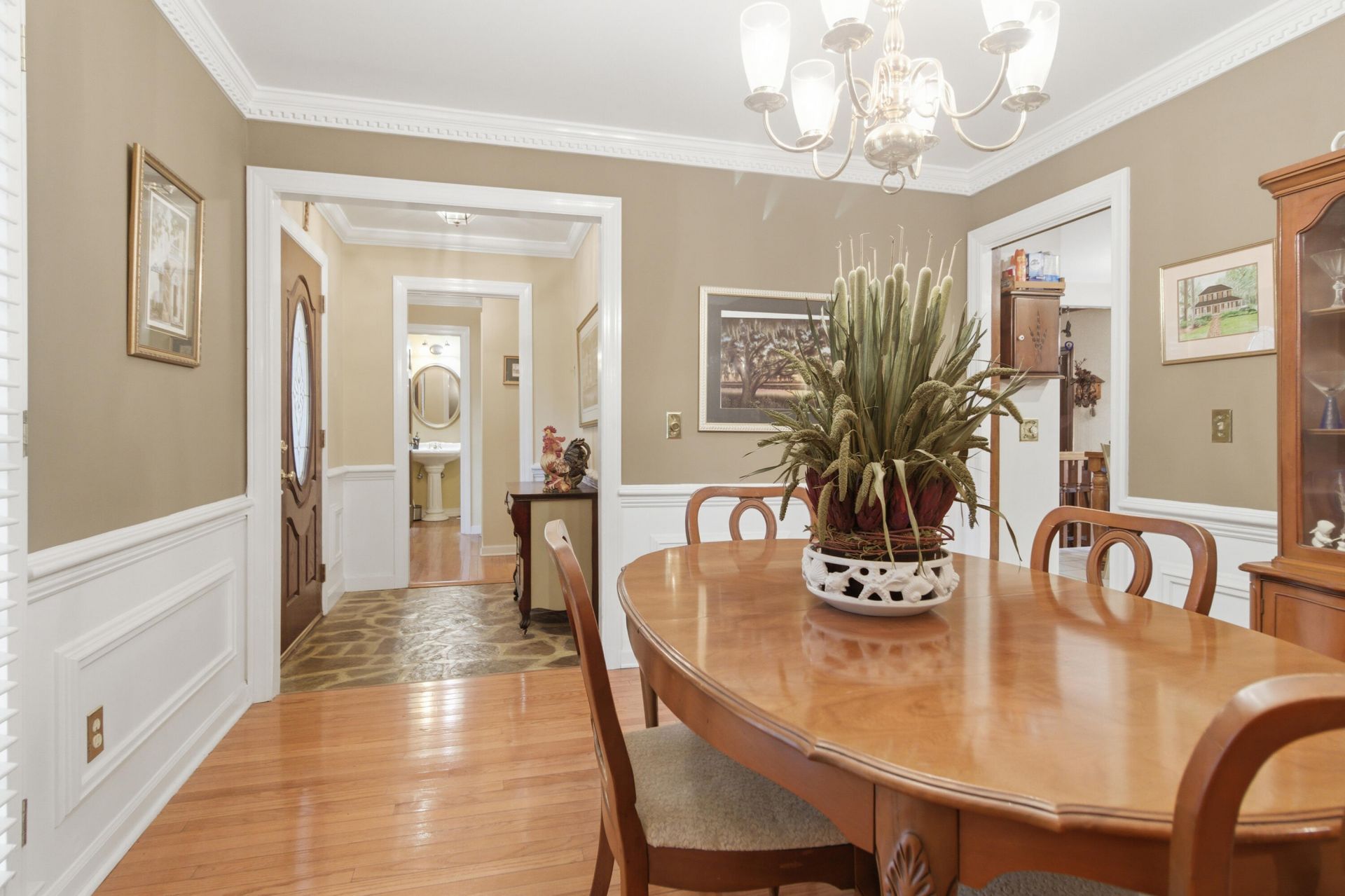 1011 Harbortowne Road Photo 8