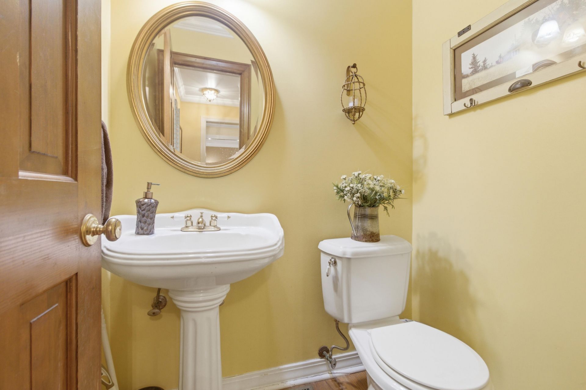 1011 Harbortowne Road Photo 9