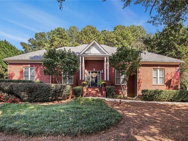 615 Wellington Drive , Winder, GA 30680