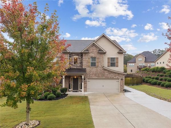 88 Water Oak Drive , Acworth, GA 30101