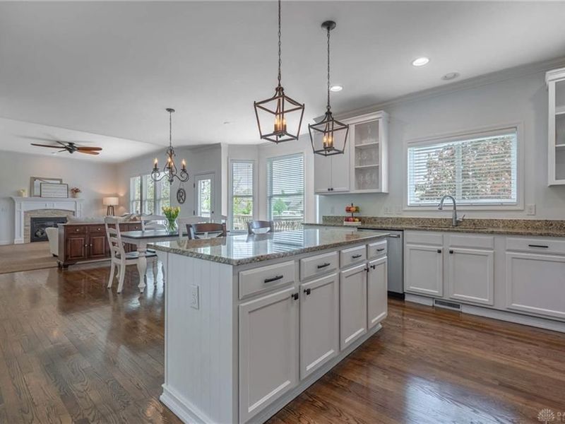 1205 Settlers Bay Court, Sugarcreek Township, OH 45305 Photo 16