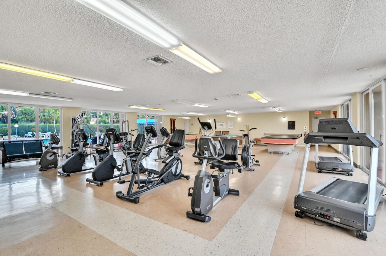 504 Davis Road, Unit 96, Palm Springs, FL 33461 Photo