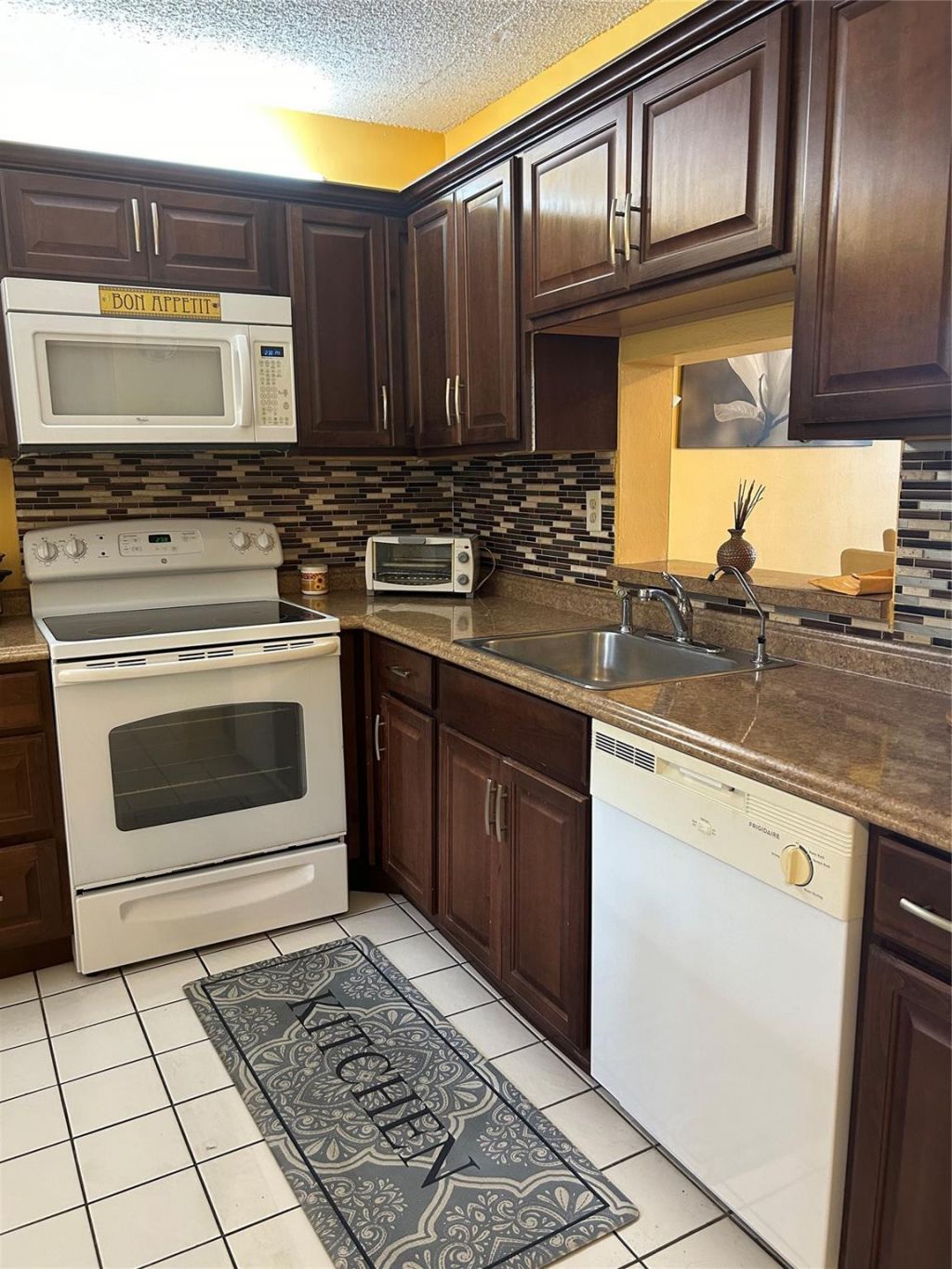 2860 Somerset Drive, Unit 311k, Lauderdale Lakes, FL 33311 Photo