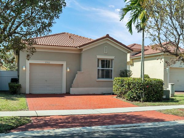 2302 NE 37th Road, Homestead, FL 33033