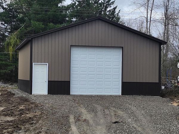 Kokosing Road, Hale, MI 48739