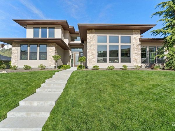 4054 N N Goshawk Place, Boise, ID 83703