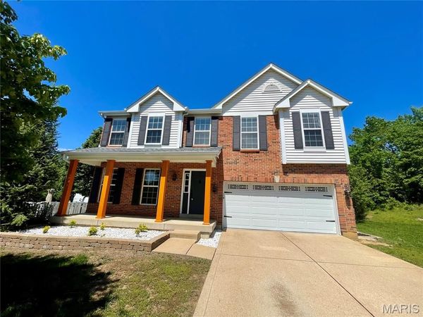 3 Oak Mill Court , Imperial, MO 63052