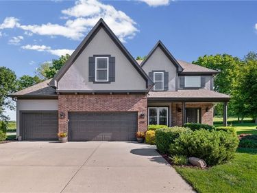 8700 NE 91st Terrace, Kansas City, MO 64157