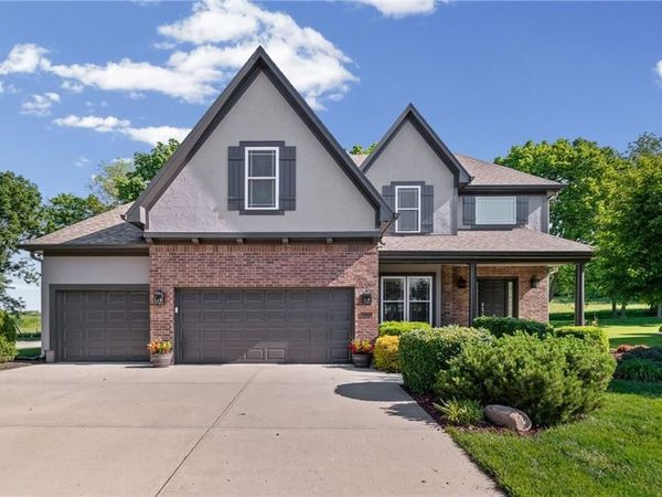 8700 NE 91st Terrace, Kansas City, MO 64157