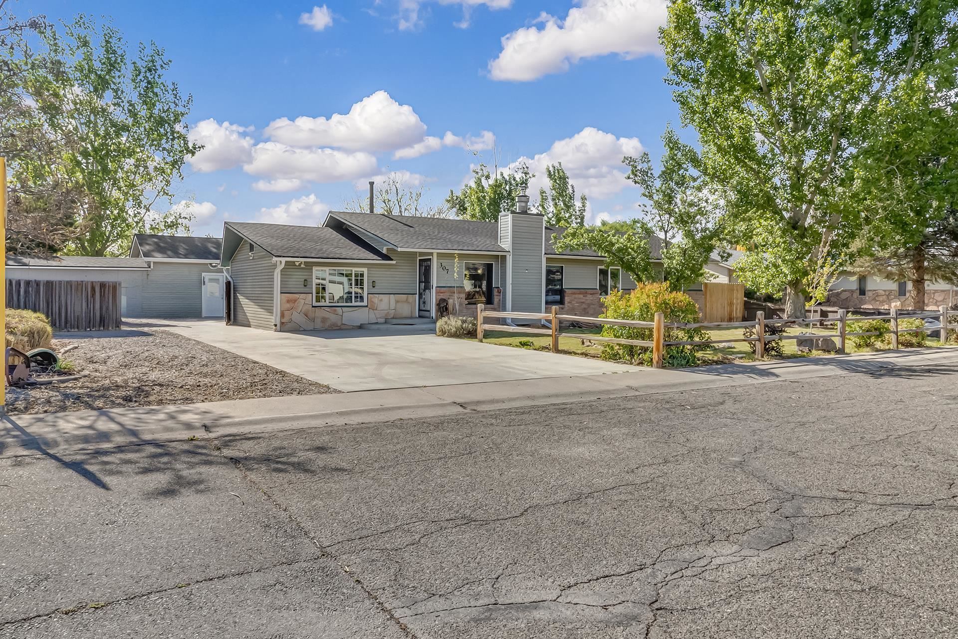 307 N Ash Street, Fruita, CO 81521 Main Photo