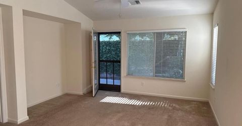 202 Meandering Ln, Turlock, CA 95382 Photo