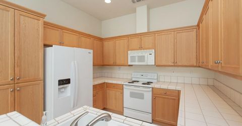 202 Meandering Ln, Turlock, CA 95382 Photo