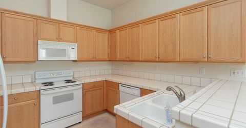 202 Meandering Ln, Turlock, CA 95382 Photo