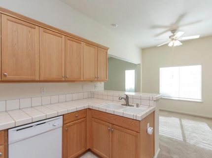 202 Meandering Ln, Turlock, CA 95382 Photo