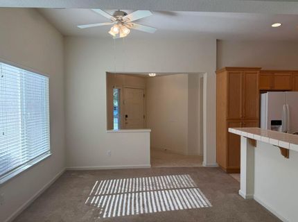 202 Meandering Ln, Turlock, CA 95382 Photo