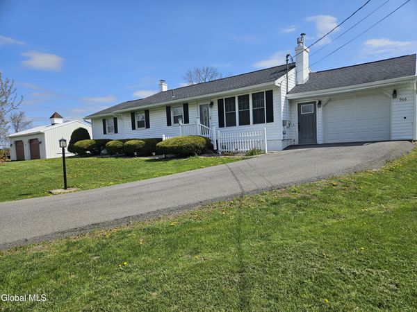 966 Fort Hunter Road, Amsterdam, NY 12010