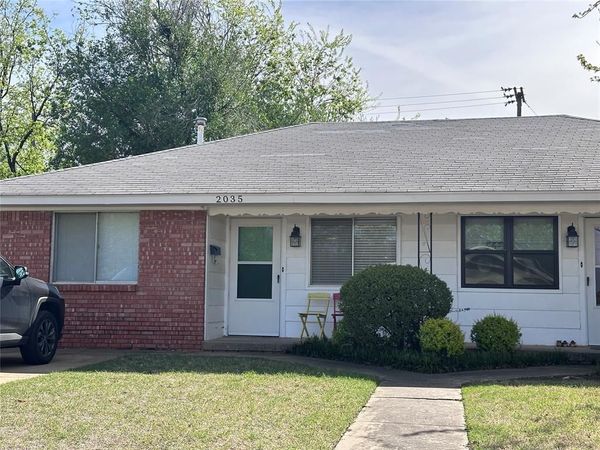 2035 Delaware Lane, Unit 2027, Norman, OK 73071