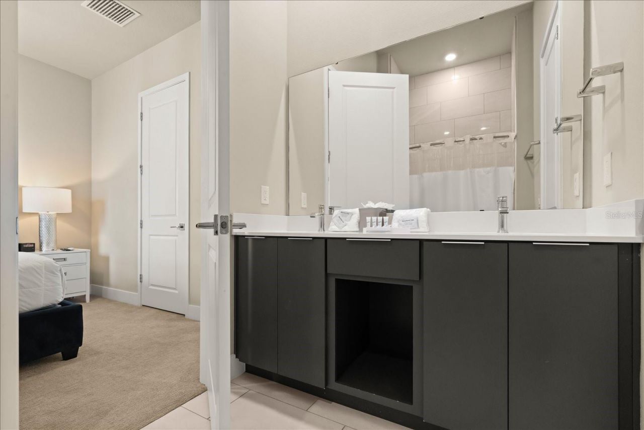 7770 Sandy Ridge Drive , Unit 218 BLDG 2, Kissimmee, FL 34747 Photo
