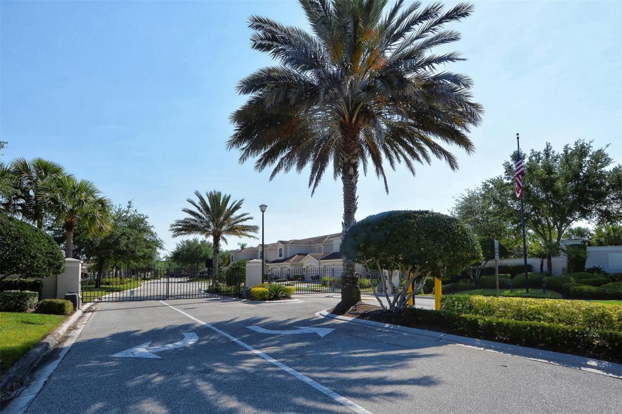 4469 Cinnamon Drive, Unit 2505, Sarasota, FL 34238 Photo