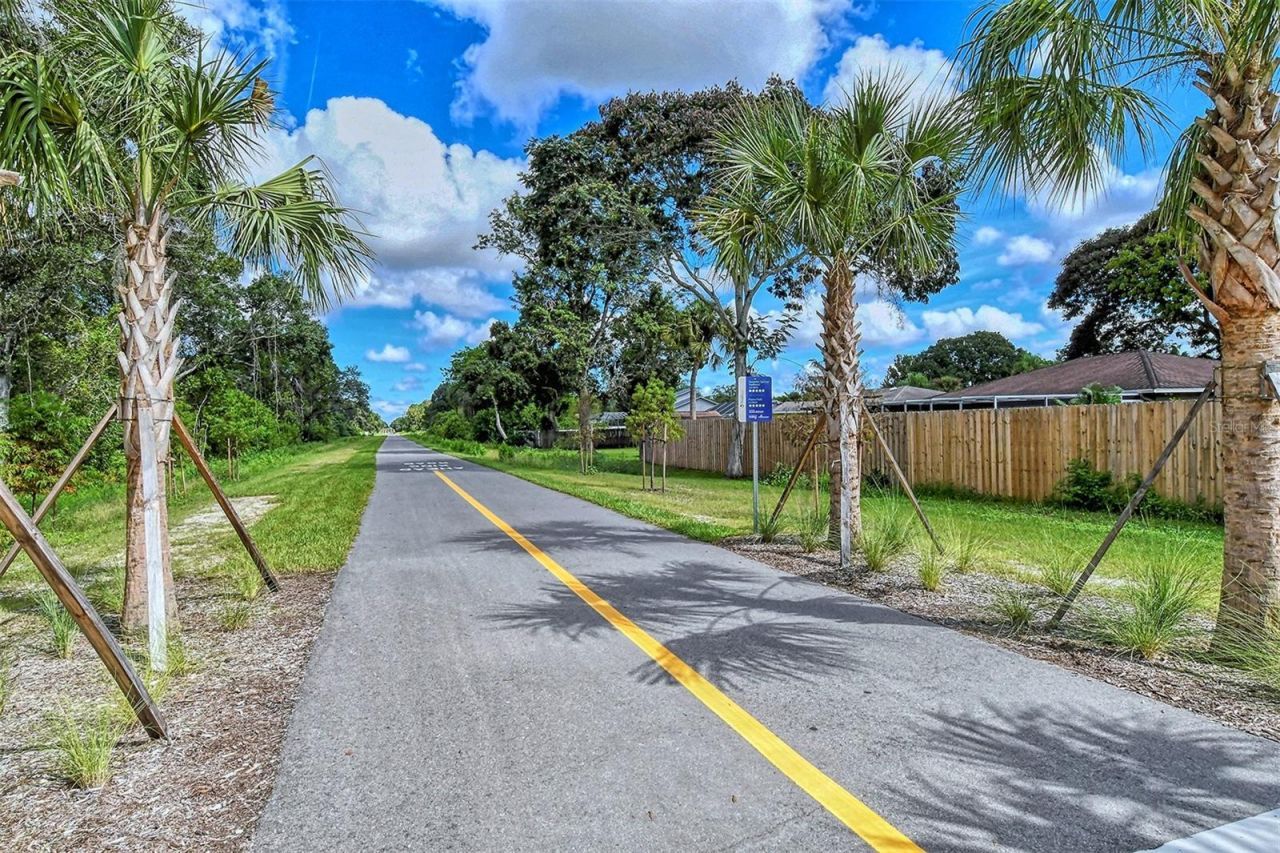 4469 Cinnamon Drive, Unit 2505, Sarasota, FL 34238 Photo