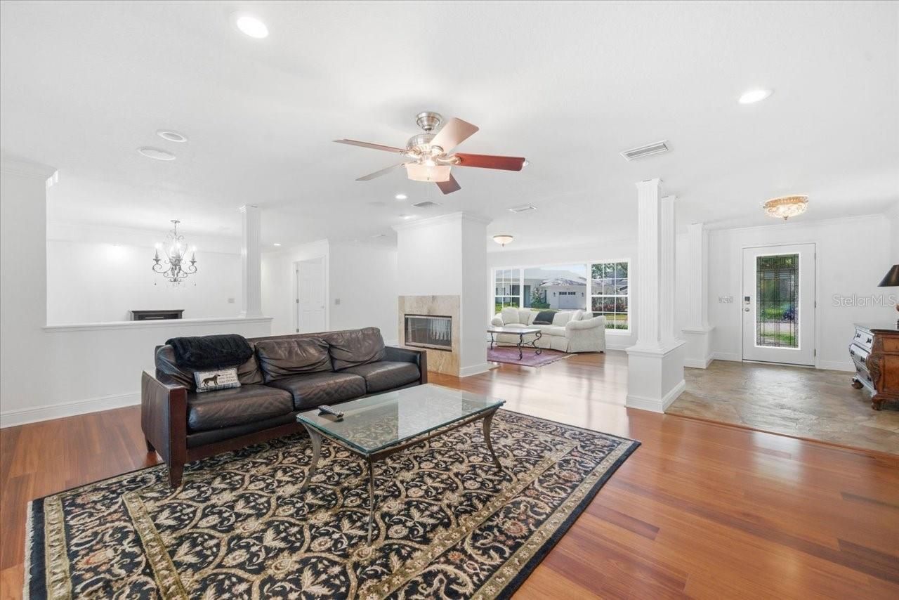 3042 Samara Drive, Tampa, FL 33618 Photo