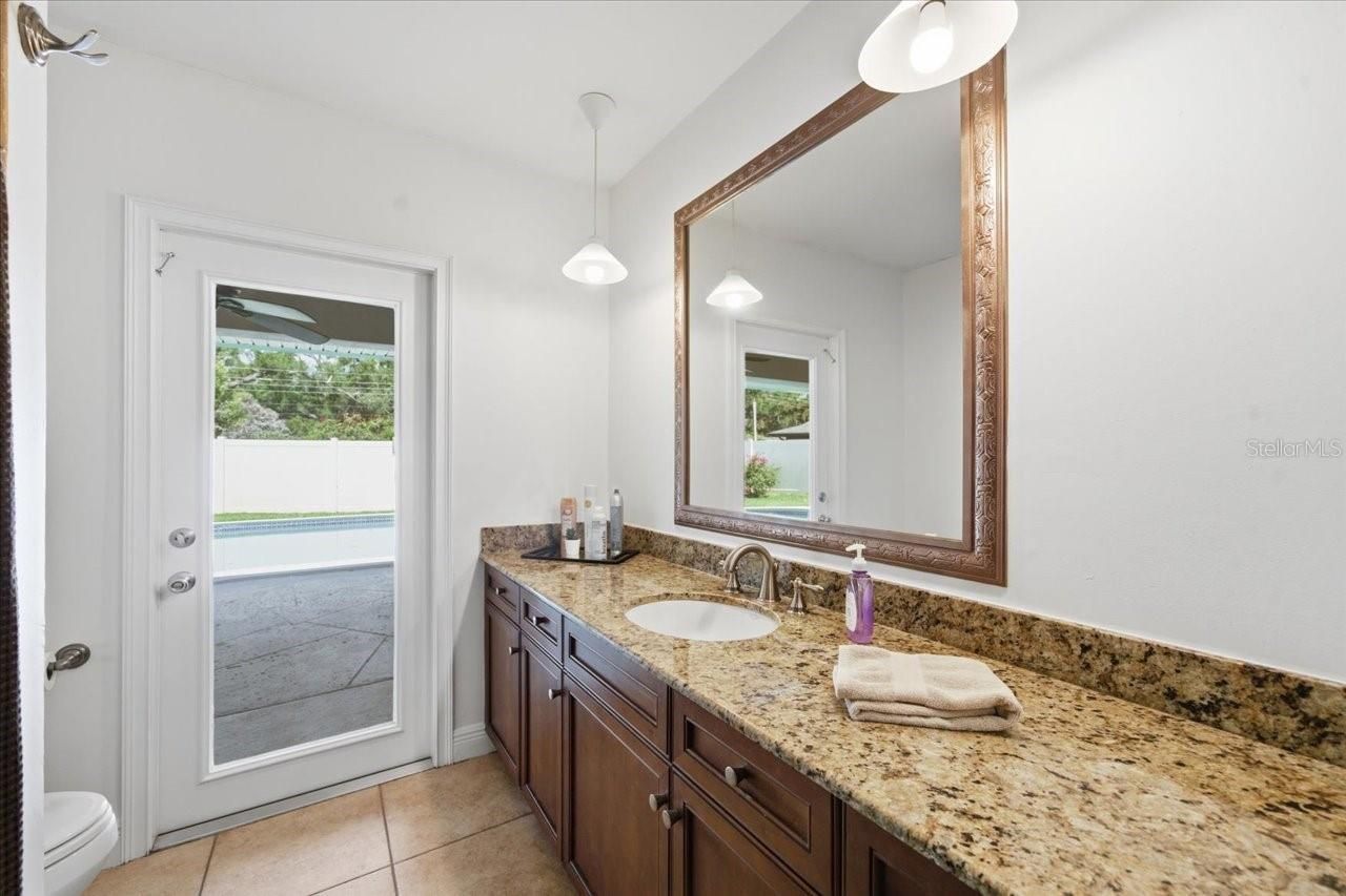 3042 Samara Drive, Tampa, FL 33618 Photo