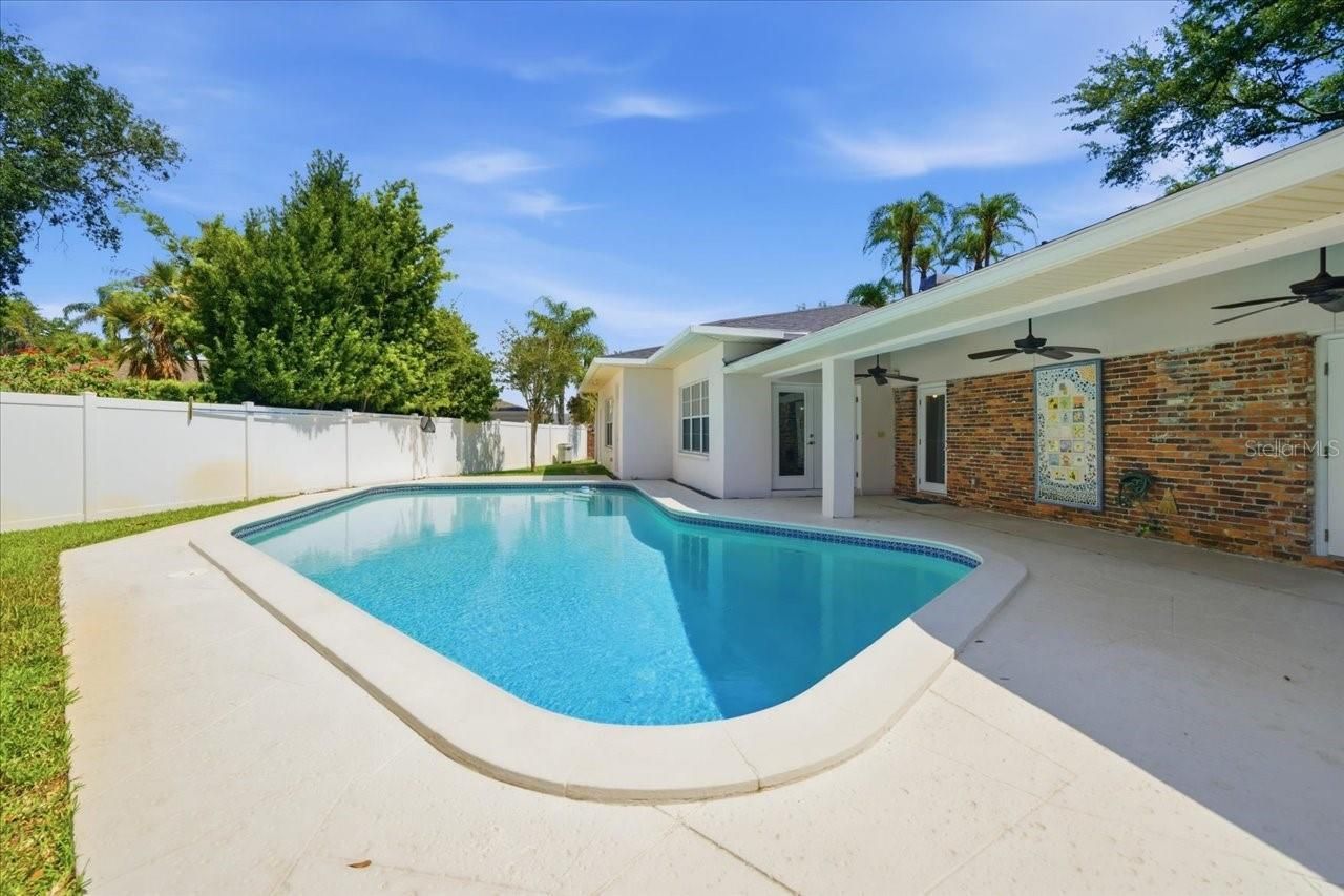 3042 Samara Drive, Tampa, FL 33618 Photo