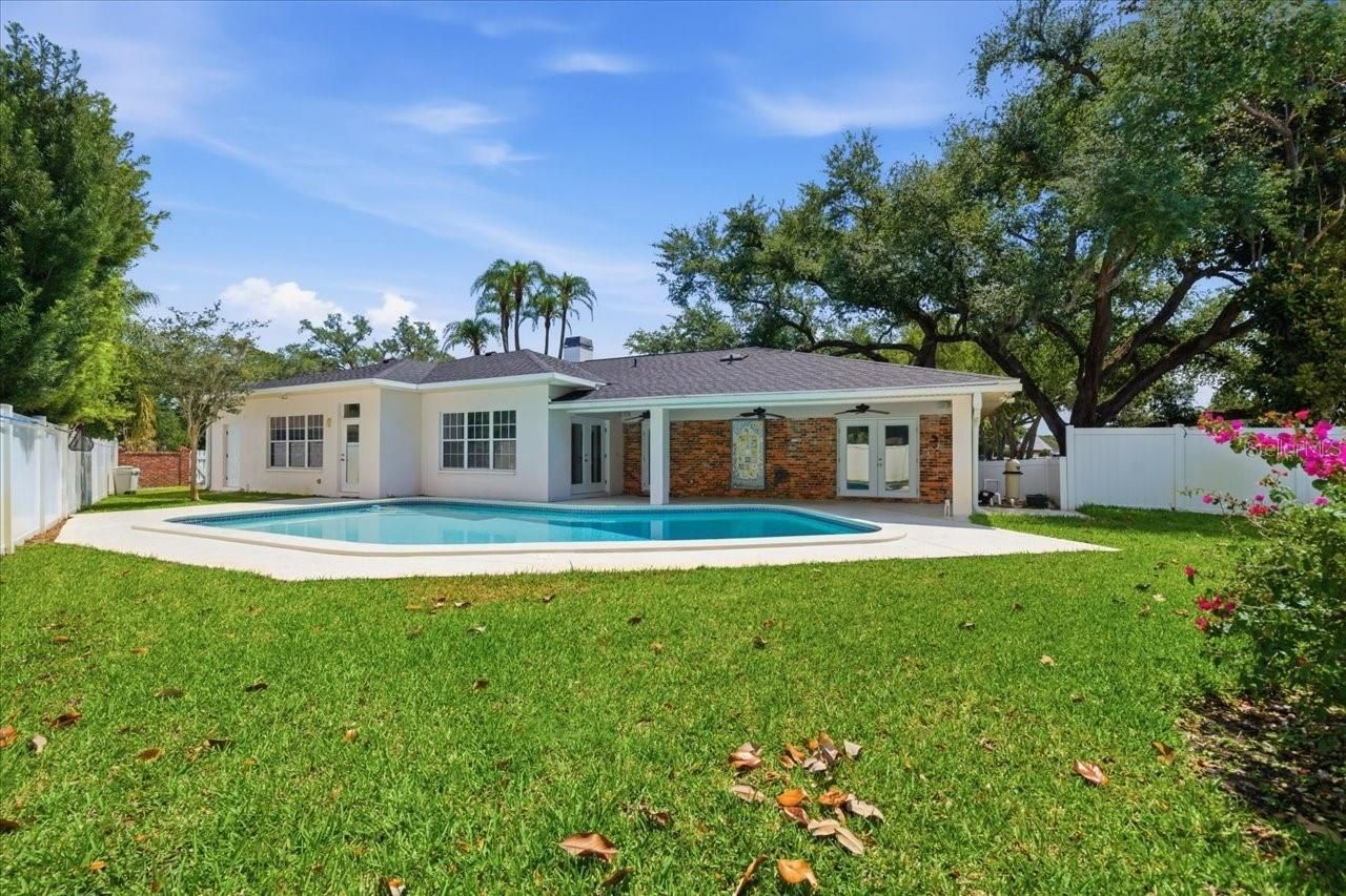 3042 Samara Drive, Tampa, FL 33618 Photo