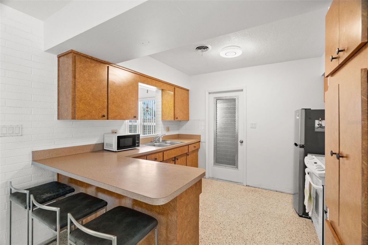 2671 W Bay Isle Drive Se, Saint Petersburg, FL 33705 Photo