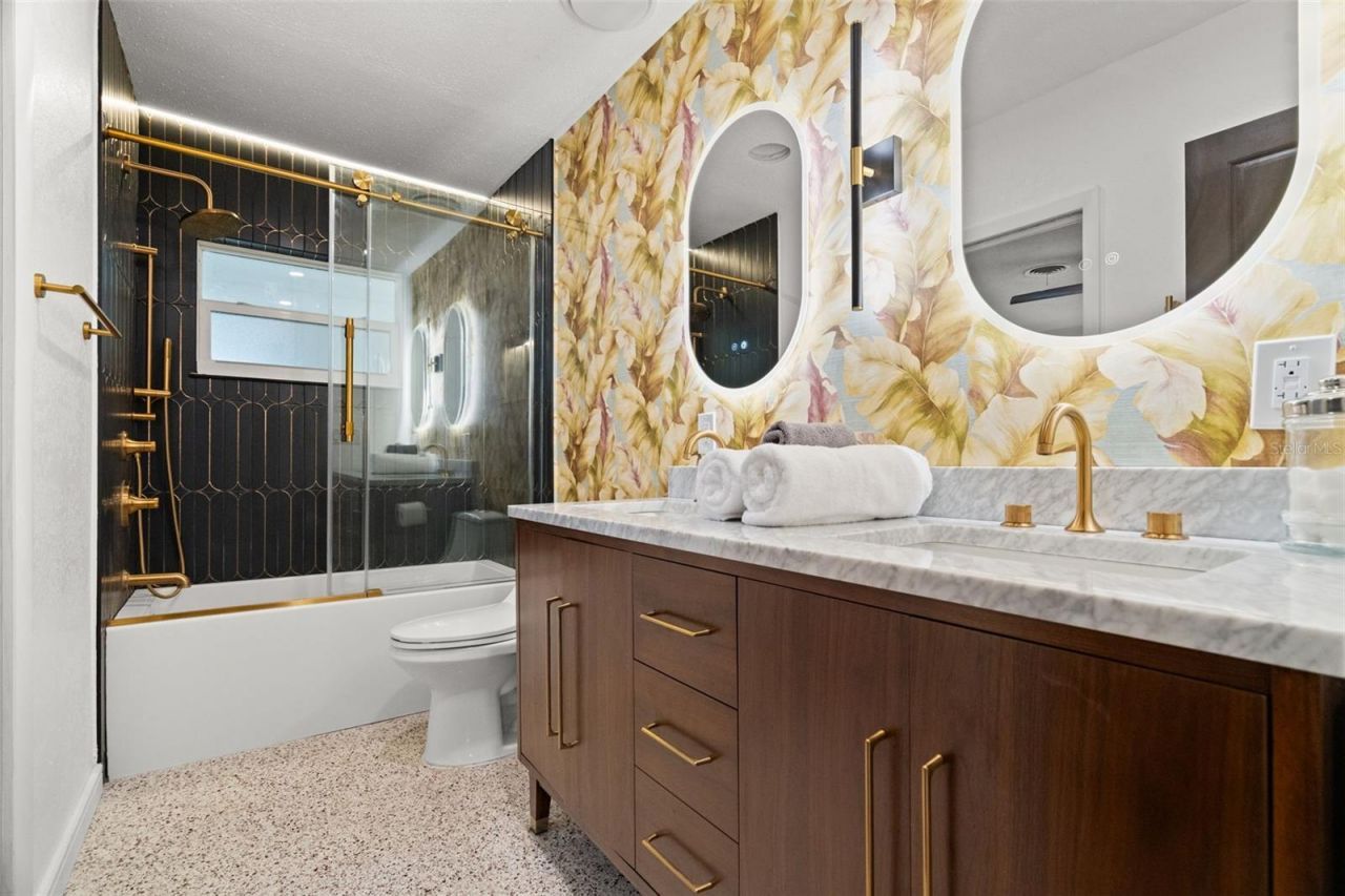2671 W Bay Isle Drive Se, Saint Petersburg, FL 33705 Photo