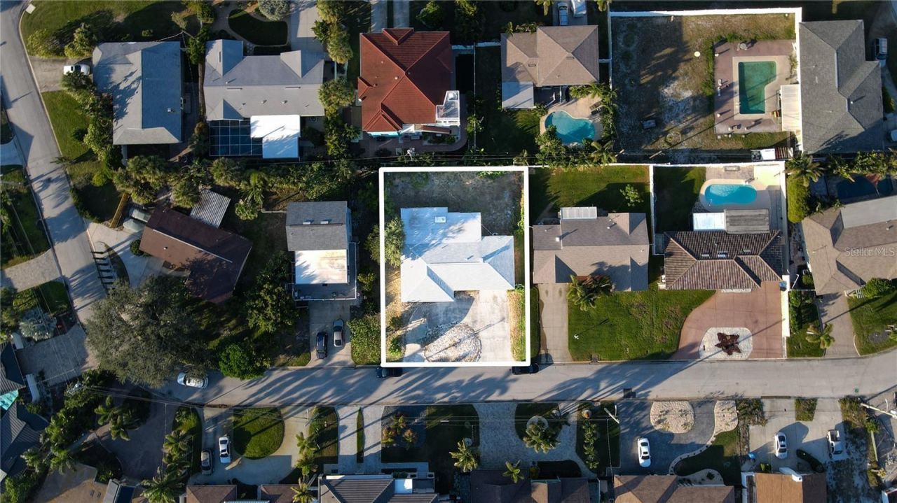 2671 W Bay Isle Drive Se, Saint Petersburg, FL 33705 Photo